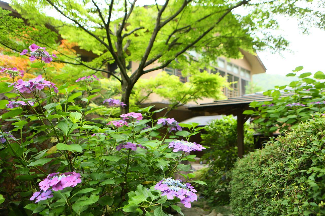 Fuefukigawa Onsen Zabou Koshu Exterior foto